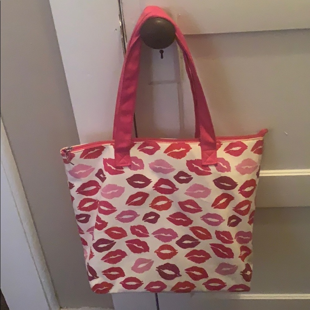 Avon kiss tote bag